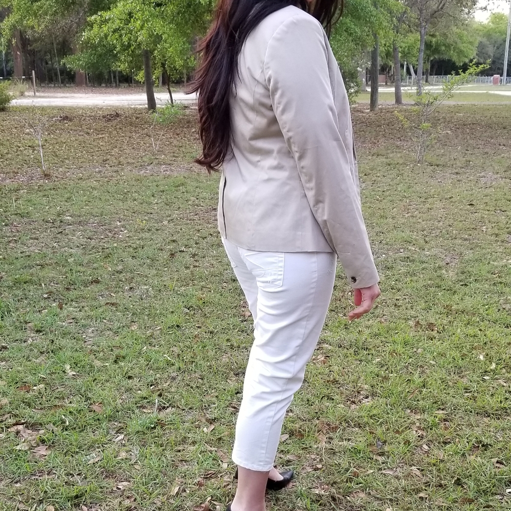 Beige/cream blazer